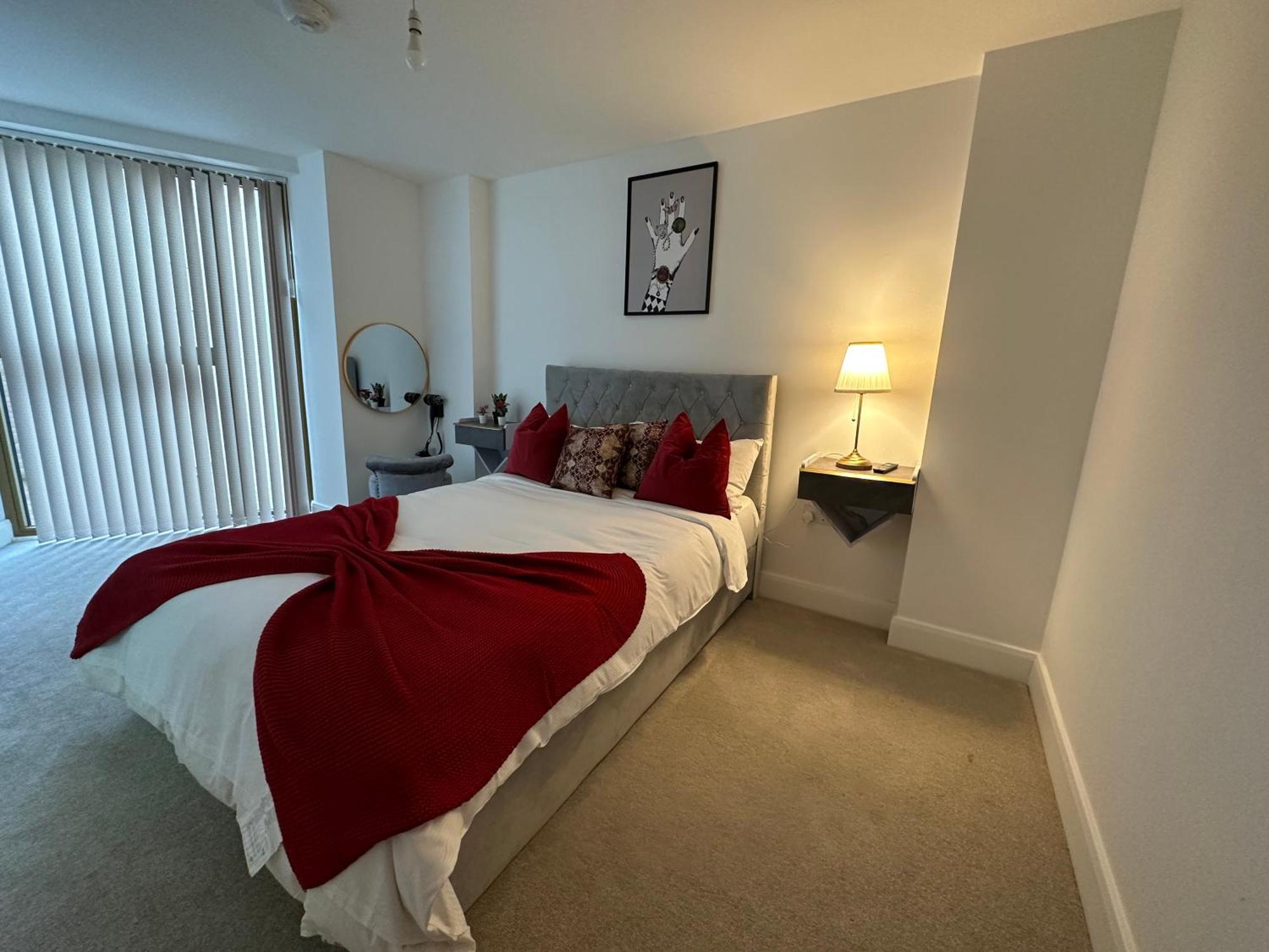 Luxury 2 Bedrooms - 2 Bathrooms - F5 لندن المظهر الخارجي الصورة